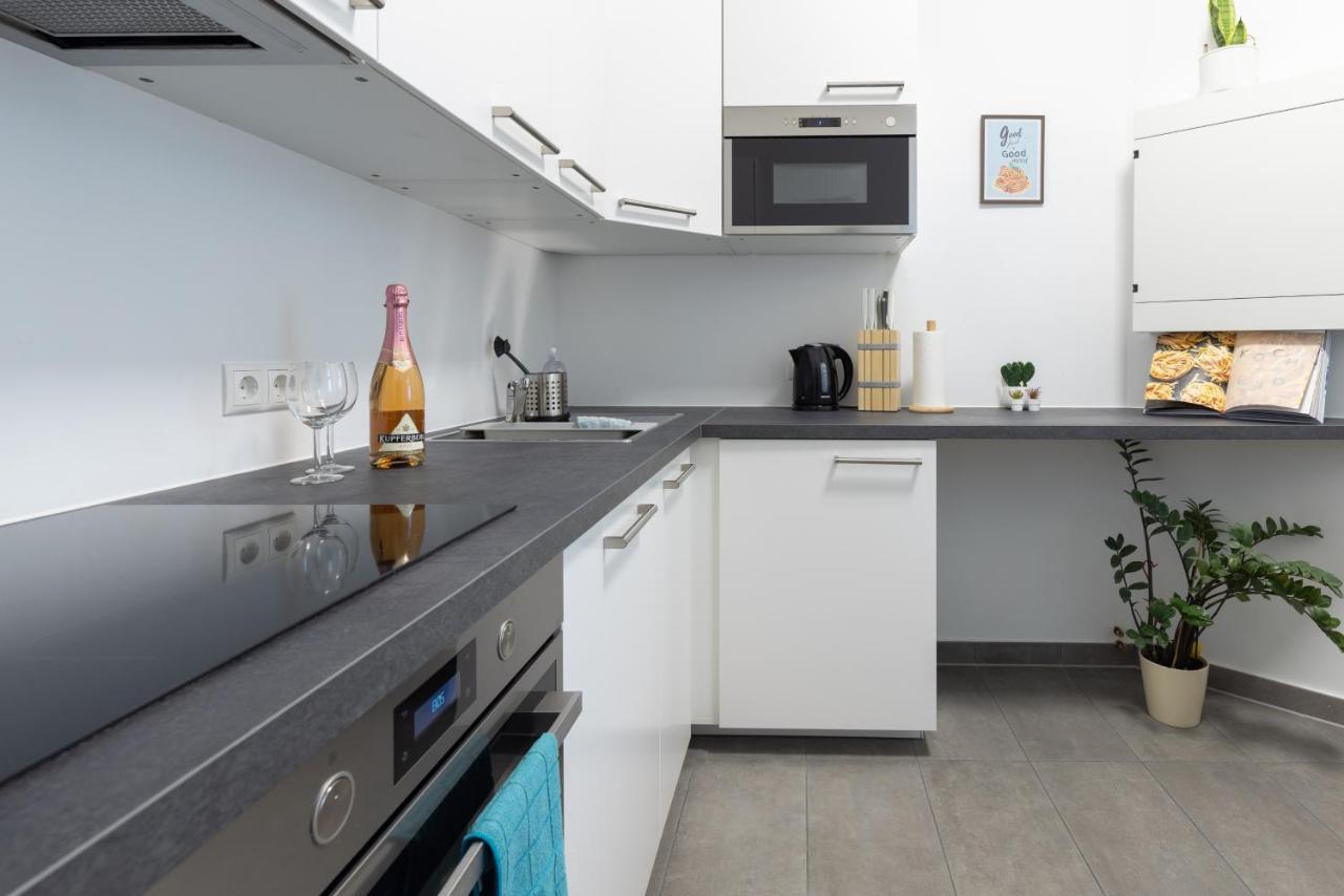 Yeshello Vienna Central Station Apartment Eksteriør billede